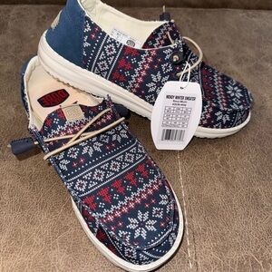 Hey Dude W11 Wendy Winter Sweater Navy/Multi